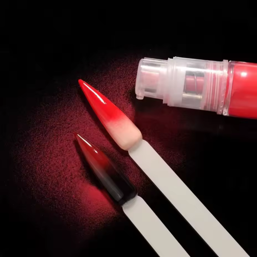 Spray Powder Nail Art